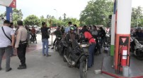 Pemkab Klaim Stok BBM Aman, Warga Rohil : Kalau Aman, Kenapa Kami Masih Antre?