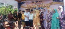7.750 Penari Perempuan Antarkan Tari Sapin Bagan Rohil Pecahkan Rekor Dunia