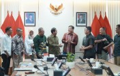 KPK Dalami Pertemuan Menhut dan Bupati Kuansing Terkait Izin Pelepasan HPT