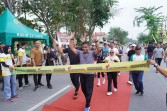 Tarkam Kemenpora Kampar 2025 Sukses, Bupati Ahmad Yuzar Tutup dengan Meriah-1.500 Peserta Ramaikan Fun Run