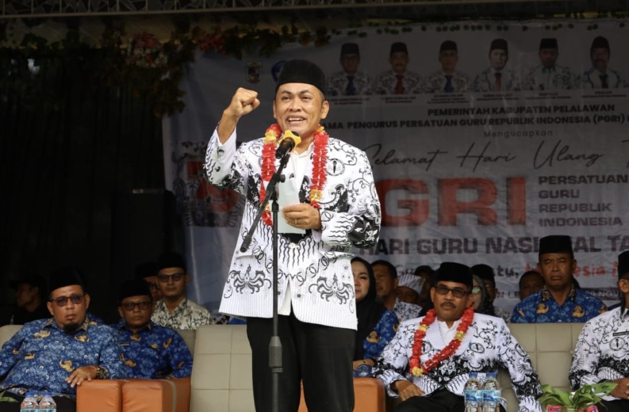 Perayaan HUT PGRI ke 79 dan HGN 2024 Kabupaten Pelalawan Meriah