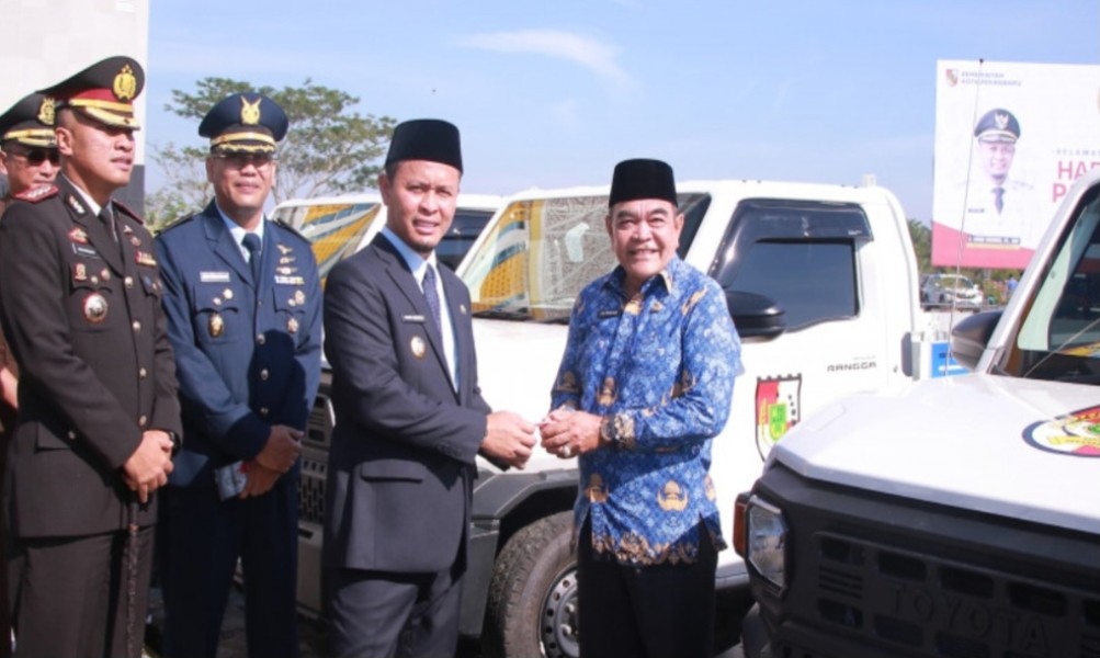 Agung Nugroho Bagikan Mobil Operasional ke 15 Kecamatan, Fokus Percepat Pembersihan Drainase