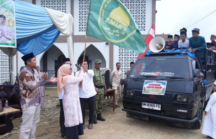 Semarak Sambut Ramadhan, Wabup Misharti Lepas Pawai Akbar di Salo