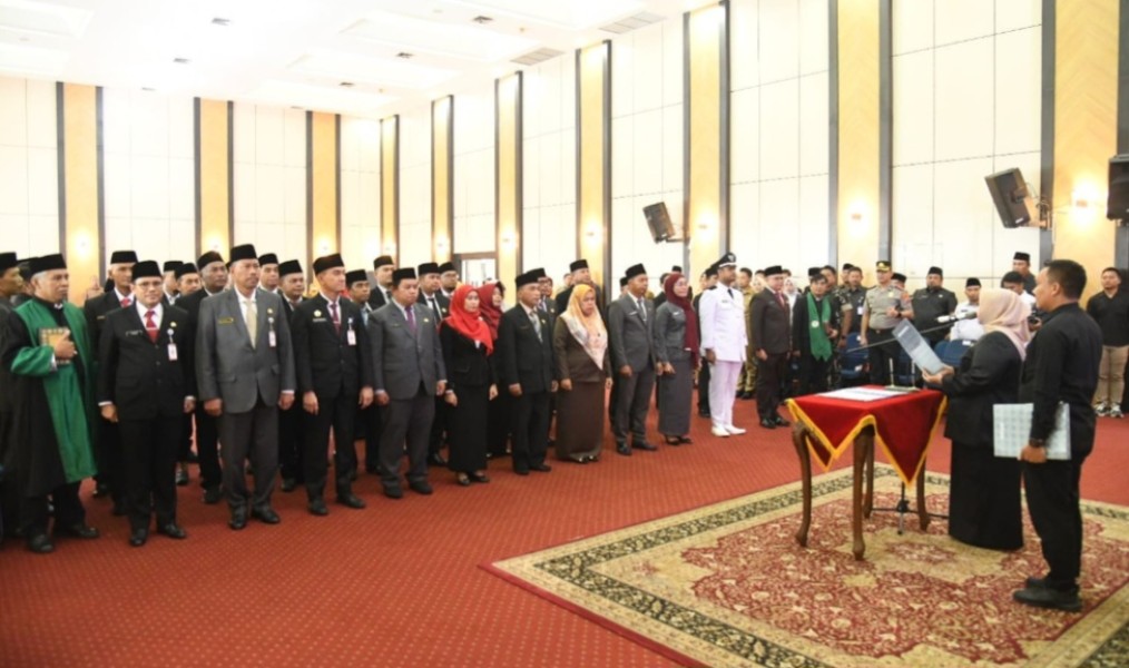 41 Pejabat Dilantik, Kasmarni Tagih Kinerja dan Integritas