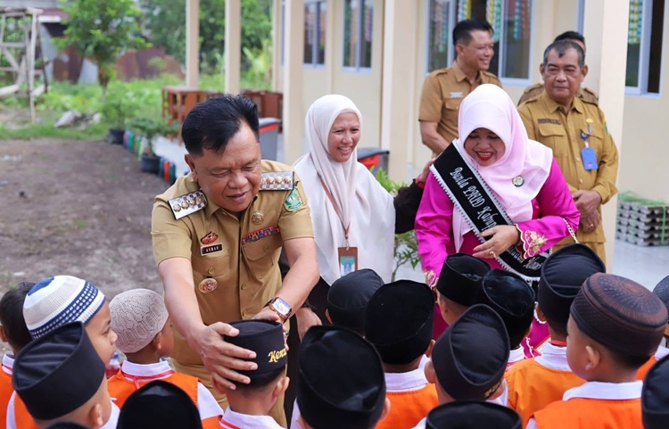 Asmar Pastikan MPLS Ramah Anak, Tegaskan Komitmen Meranti Bangun Pendidikan Sejak Dini
