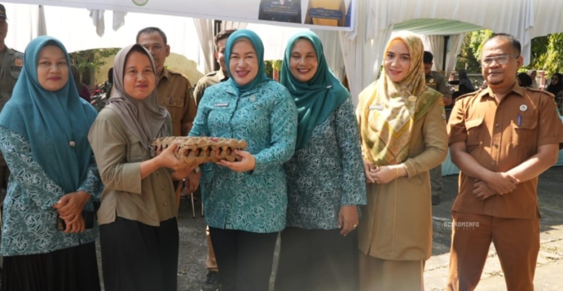 Operasi Pangan Murah Pemkab Rohul dan BUMD Pangan di Bangun Purba di Serbu Warga