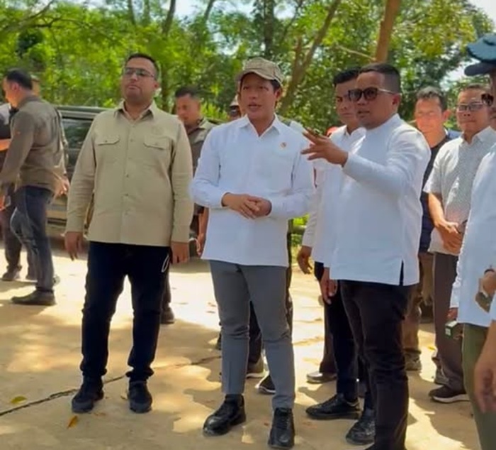 Hadapi Berbagai Tantangan, Bupati Zukri Minta Dukungan Menteri LH dan Komisi XII DPR RI Support Pengelolaan Sampah