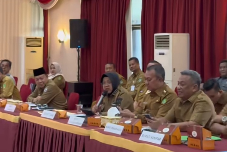 Bupati Siak Desak SKK Migas Perkuat Peran BSP dan Hidupkan Lagi Program Ekonomi Lokal