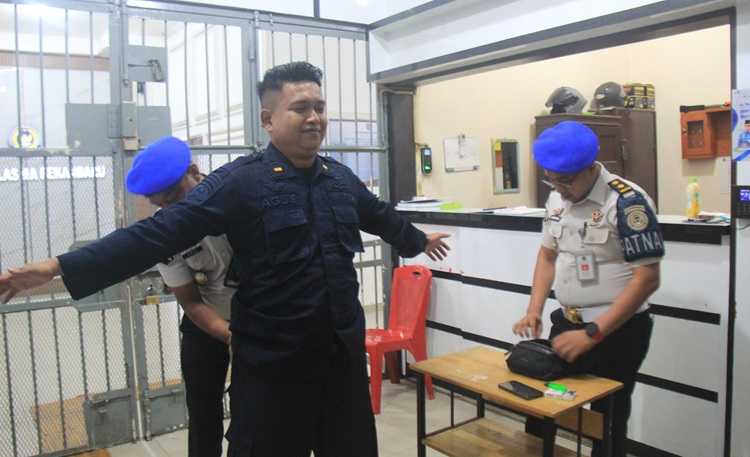 Lapas Pekanbaru Sidak Seluruh Petugas, Perketat Pengawasan Cegah Barang Terlarang