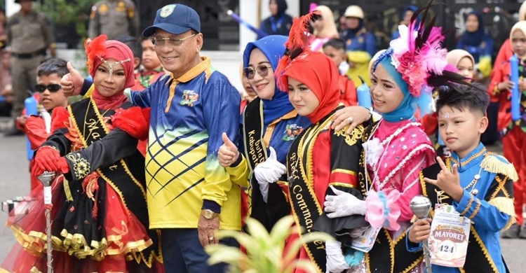 Drumband Meriahkan HUT ke-27 Rokan Hilir, Generasi Muda Tunjukkan Kreativitas