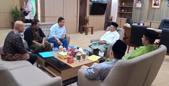 Akademi Kesenian Melayu Riau Penyangga Visi Melayu Provinsi Riau