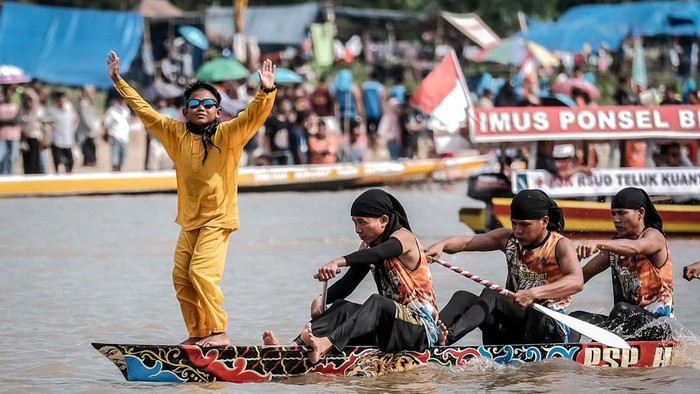PTPN IV PalmCo Turut Meriahkan Pacu Jalur Aura Farming Kuansing