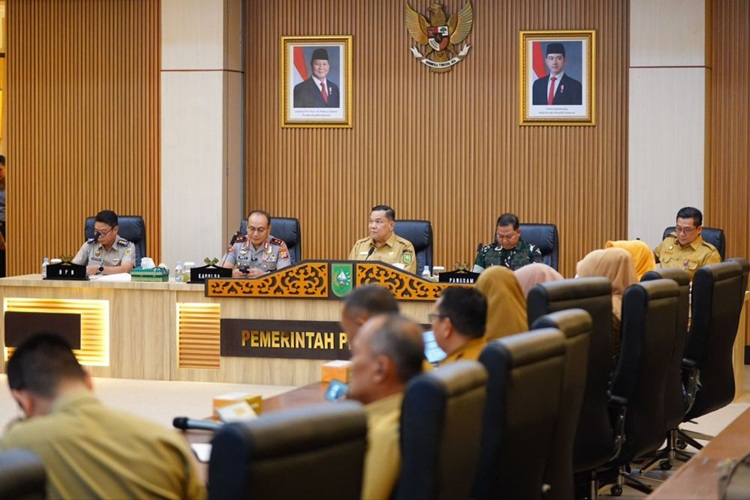 Pemprov Riau Siapkan Regulasi Untuk Tambang Rakyat Kuansing