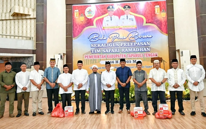 Gelar Buka Puasa Bersama, Bupati Masinton Lepas 52 Tim Safari Ramadhan.