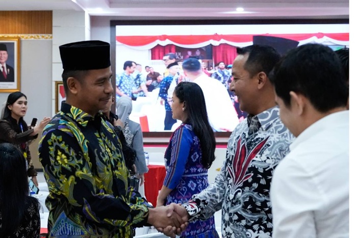 Hadiri Kenal Pamit Kapolda Riau, Bupati : Pemerintah Kampar Siap Bersinergi Guna Menunjang Tugas Kepolisian