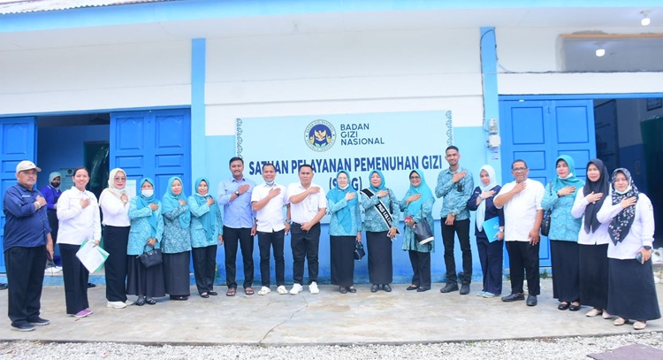 Sidak Dapur MBG, Ketua TP PKK Kampar Tekankan Standar Higienitas dan Pengelolaan Limbah