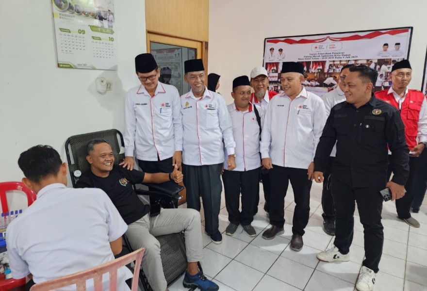 PWI Dumai Ikut Sukseskan Donor Darah dalam Peringatan HUT ke-80 PMI