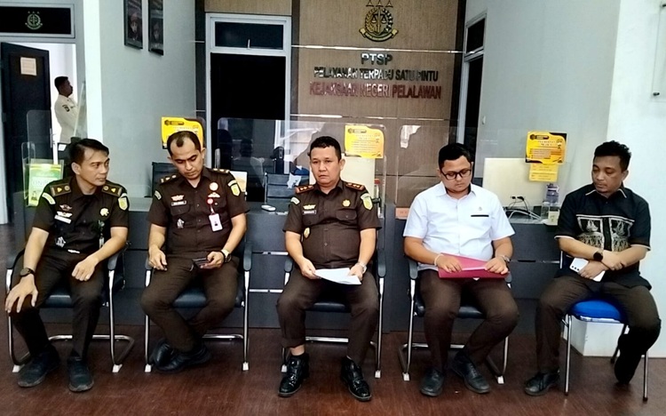 Kejari Pelalawan Hentikan Perkara Dugaan Gratifikasi Ketua PGRI Pelalawan