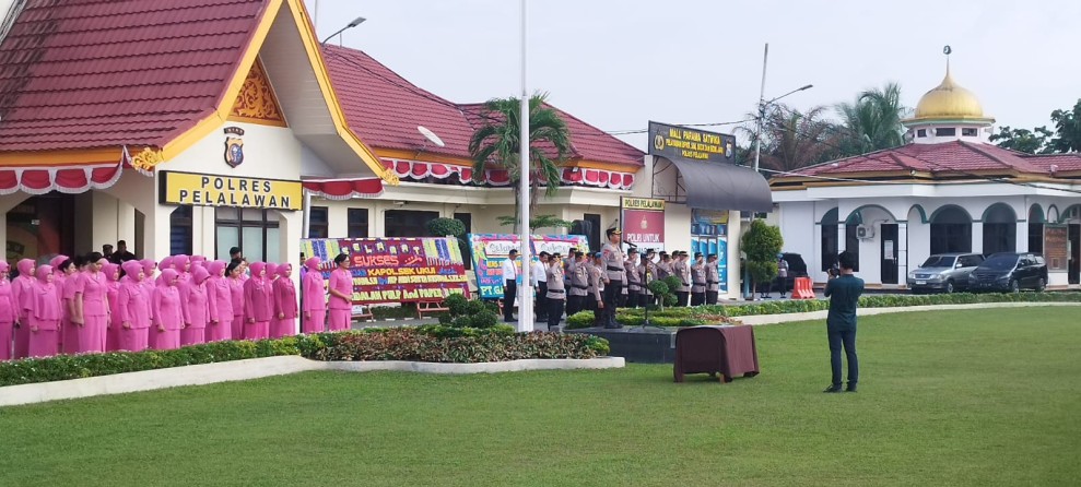 Kapolres Pelalawan AKBP John Louis Pimpin Upacara Sertijab Kapolsek Ukui