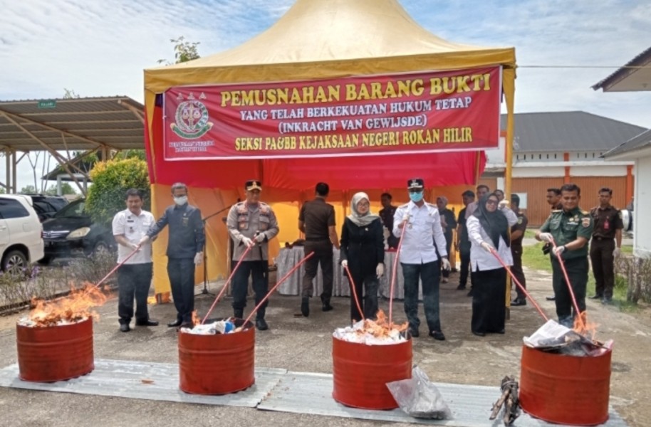 Wabup Jhony Charles Apresiasi Kejari dalam Penindakan Kejahatan Narkoba