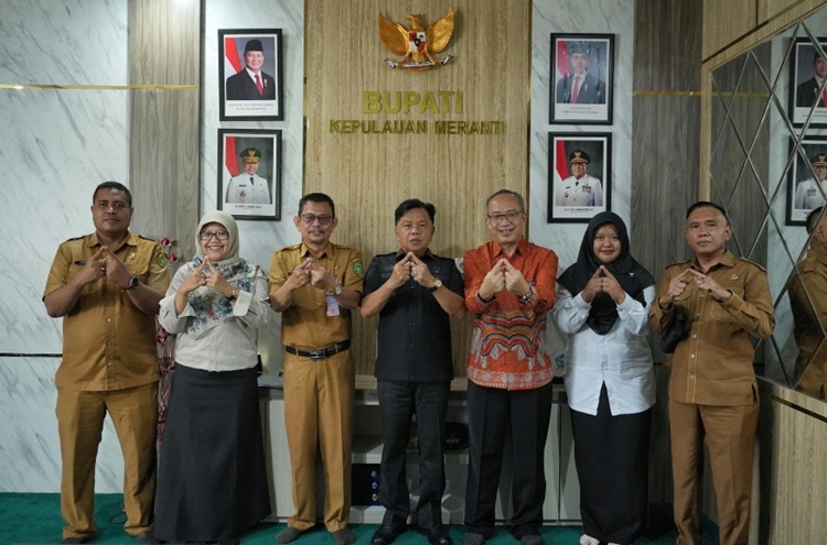Bupati Asmar dan BPS Riau Perkuat Satu Data, Dorong Pembangunan Meranti Tepat Sasaran