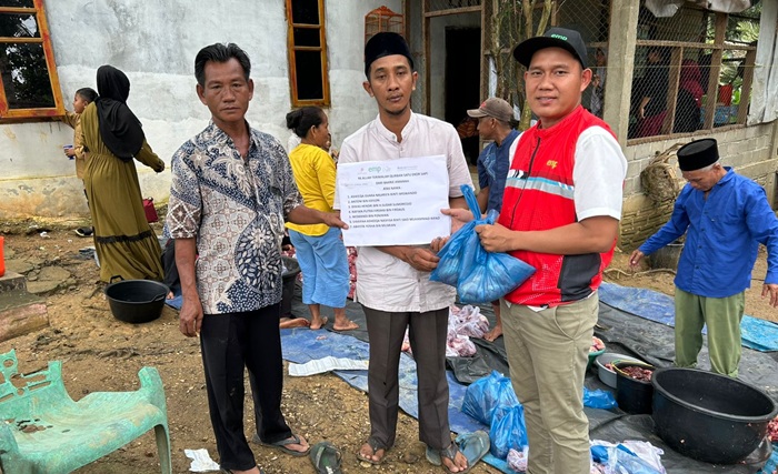 EMP Energi Salurkan 5 Ekor Sapi Qurban Untuk Masyarakat di Wilayah Operasional
