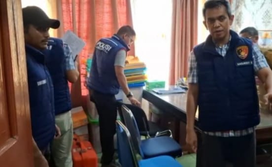 Diskrimsus Polda Riau Sita 42 Dokumen Penting dari Dinas PUPR Rohil