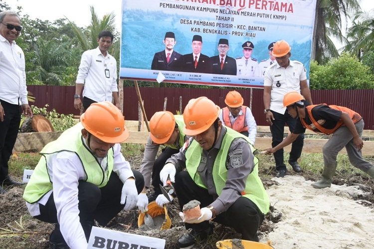 Bangun Kampung Nelayan Merah Putih, Bagus Sansoto Dorong Masyarakat Jadi Pelaku Ekspor Perikanan