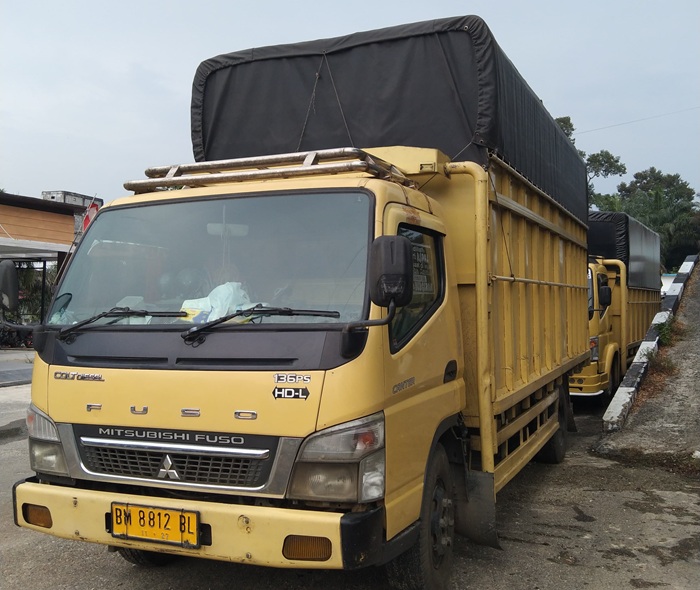 Polres Pelalawan Amankan 2 Unit Truck Colt Diesel dan Supir Diduga Membawa BBM Ilegal