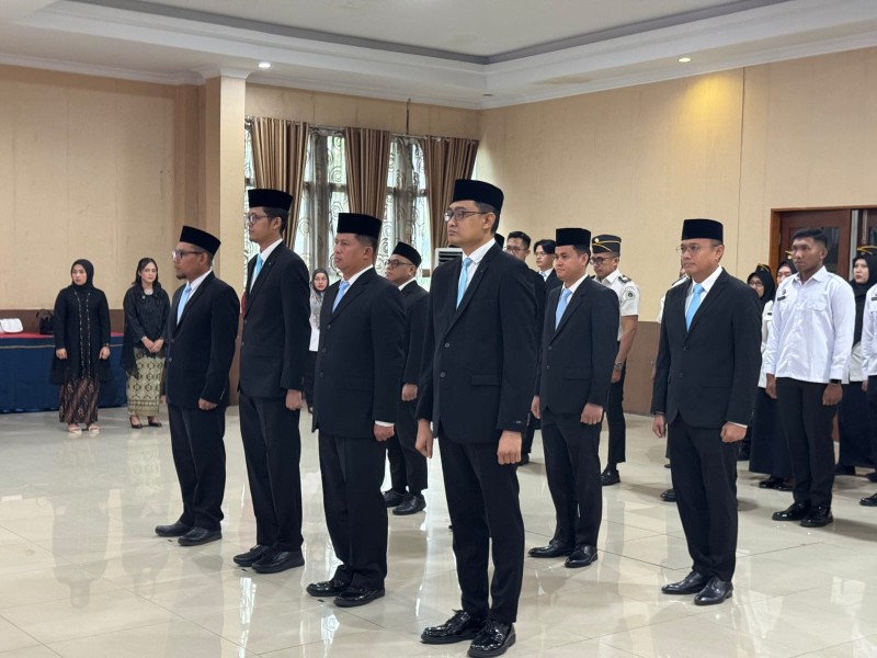 Segarkan Struktur Organisasi, Imigrasi Pekanbaru Lantik Pejabat Baru Perkuat Layanan dan Pengawasan