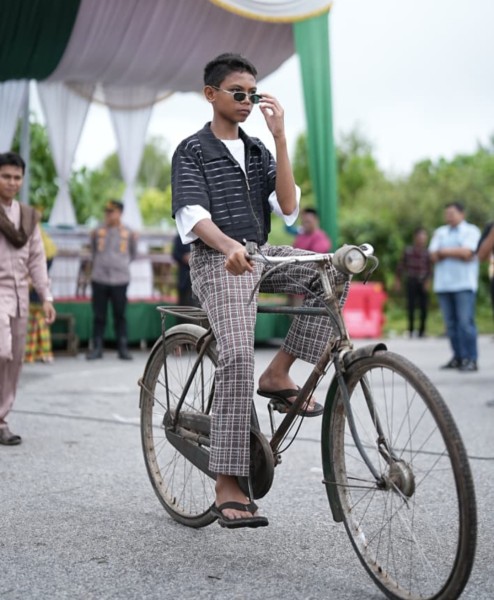 Kampung Lalang Kembali ke Masa Lalu