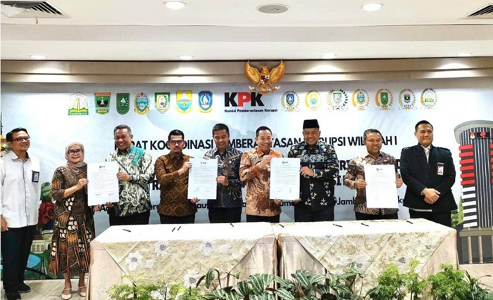 Ikuti Rakor Penguatan Sinergi Kolaborasi KPK dan Pemerintah, Bupati Kampar Dukung KPK Dalam Pemberantasan Korupsi