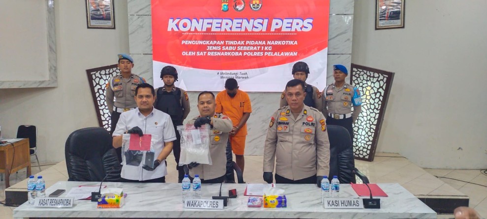 Pemuda Asal Pekanbaru Diamankan Bawa 1 Kg Sabu