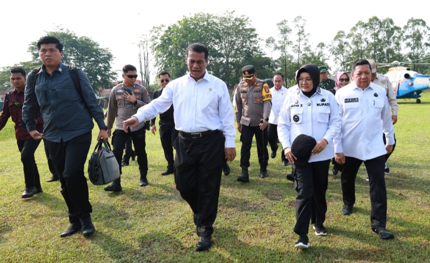 Ini yang Selalu Dialami Petani Saat Musim Kemarau, Bupati Siak Usulkan Waduk Ke Mentan