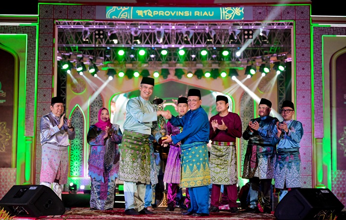 Bupati Bangga Rohil Raih Juara 3 MTQ ke-43 Riau dan Pertahankan Gelar Juara 1 Pawai Ta’aruf
