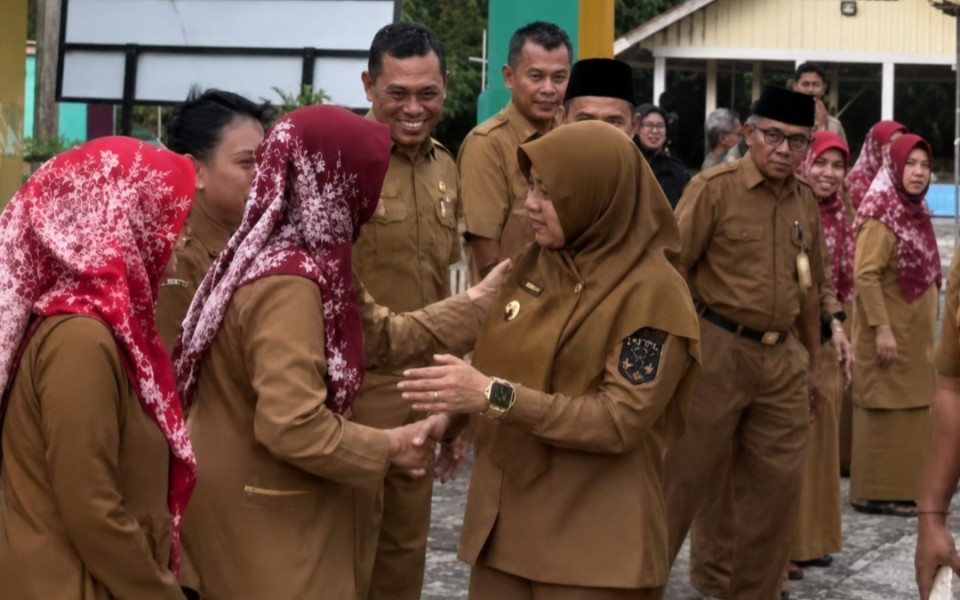 Bupati Siak Perjuangkan Revitalisasi Sekolah dan Guru Honorer ke Kemendikdasmen