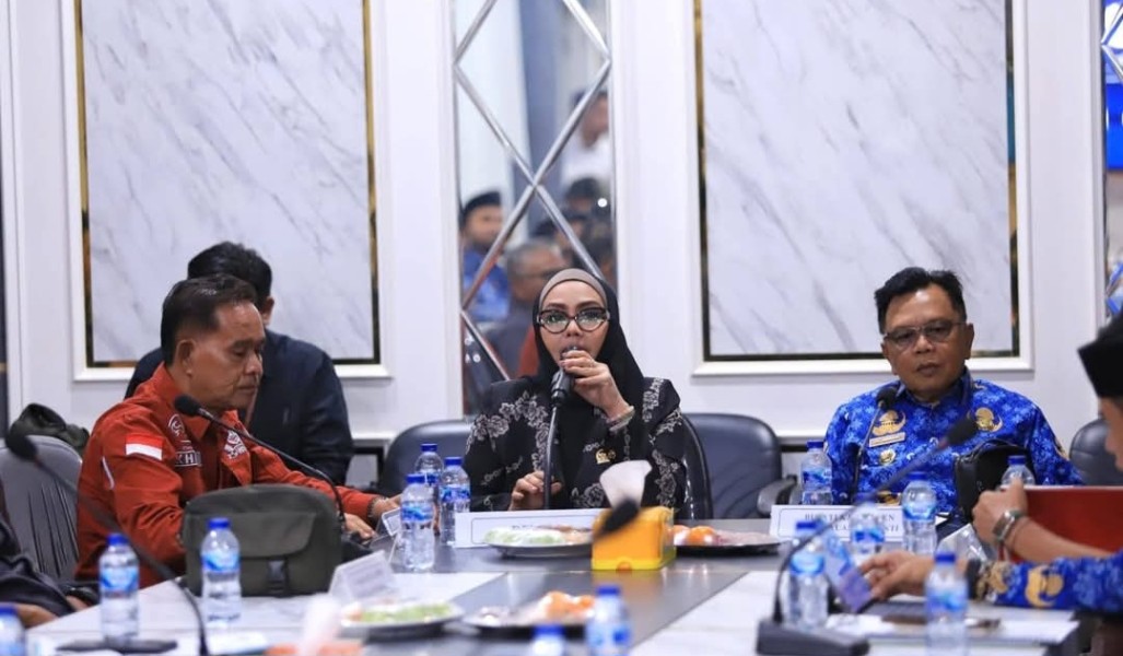 Penutupan Panglong Arang Picu Krisis Ekonomi Warga Pesisir, Bupati Asmar Minta DPR RI Turun Tangan