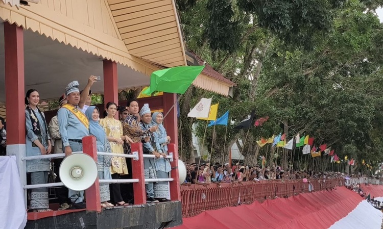 Pacu Jalur Berpacu Tingkatkan Ekonomi Rakyat
