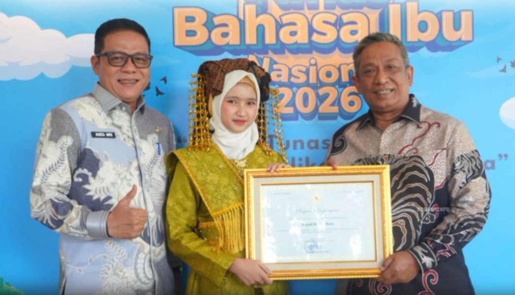 Rohul Raih Penghargaan Nasional Revitalisasi Bahasa Daerah