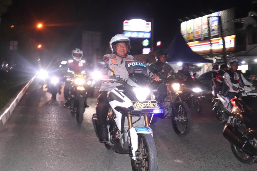 Antisipasi Gangguan Kamtibmas di Pangkalan Kerinci, Polres Pelalawan Gelar Patroli Gabungan