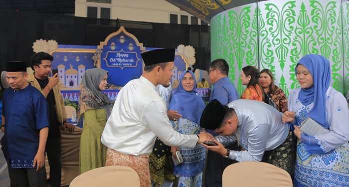 Ribuan Masyarakat Padati Open House Wali Kota Pekanbaru