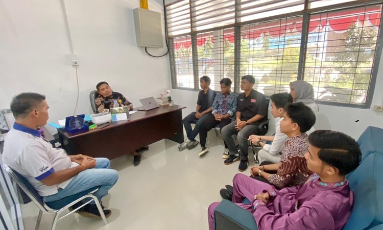 Diskominfo Kampar Lepas 7 Mahasiswa Magang UIN Suska Riau, Apresiasi Tinggi untuk Dedikasi