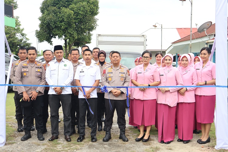 Luncurkan Dapur MBG, Kapolres Pelalawan Ingatkan Pentingnya Transparansi dan Gizi Layak