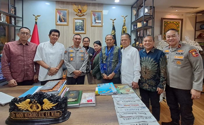 Dukung Kongres, Kapolri Harapkan PWI Segera Bersatu