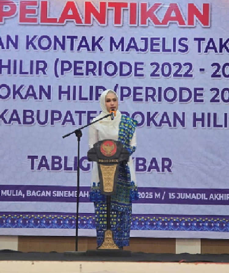 Dr Karmila Sari Dikukuhkan Sebagai Ketua BKMT Rohil, Serukan Perang Melawan Narkoba dan Degradasi Moral