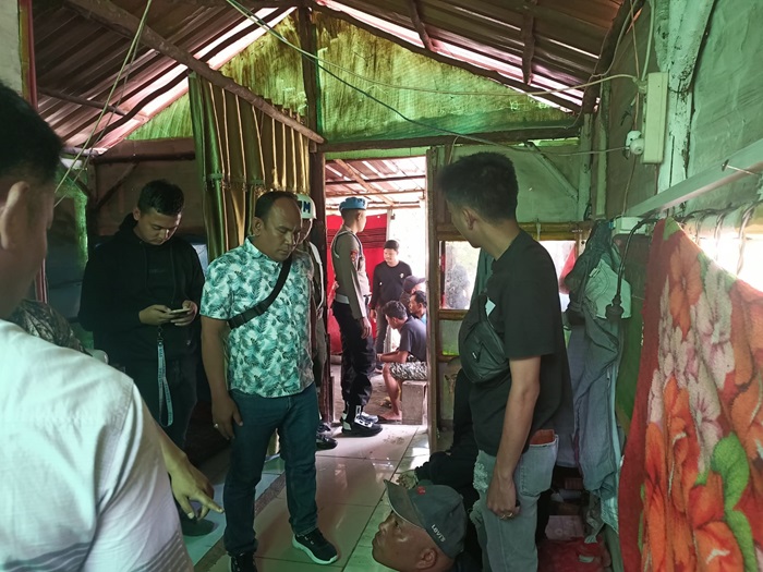 Sat Narkoba Polres Dairi Bersama Tim Gabungan Grebek Kampung Narkoba