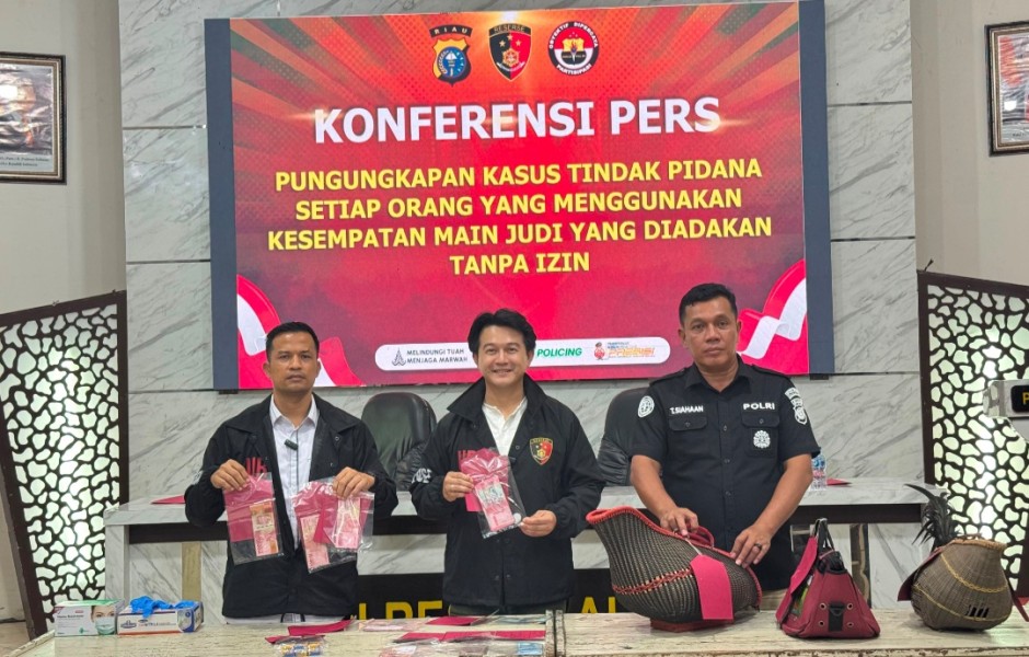 Polres Pelalawan Gerebek Arena Sabung Ayam, 9 Tersangka Dijerat