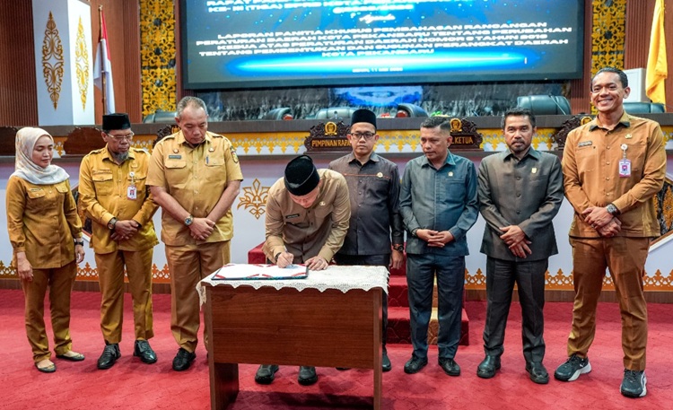 DPRD Pekanbaru Sahkan Perda PSPD, Dua OPD Baru Segera Dibentuk