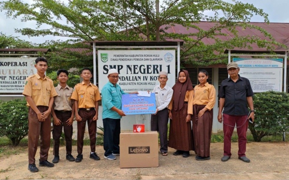 Tingkatkan Ekonomi Masyarakat, PTPN IV PalmCo Kucurkan CSR Rp2,4 Miliar & Gandeng Ribuan Petani