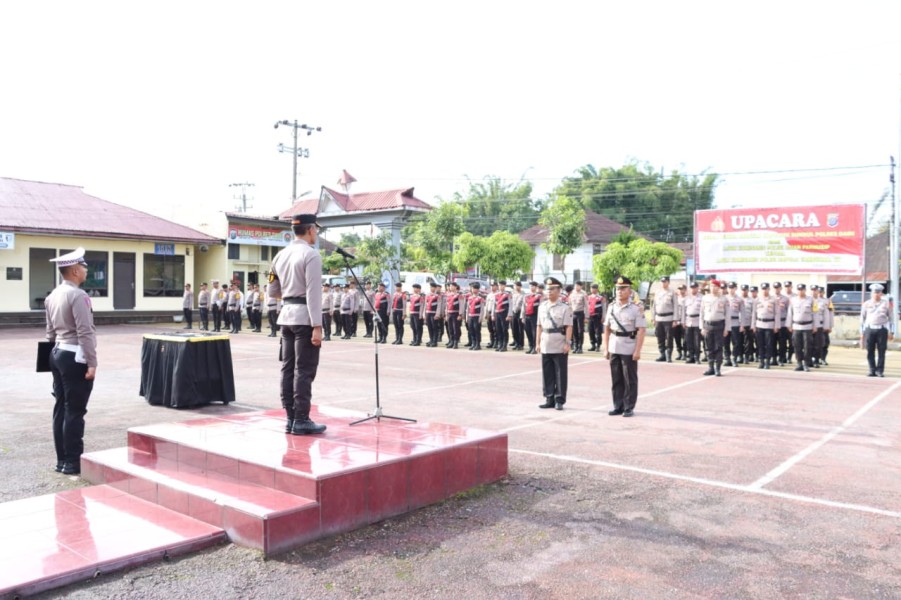 Sertijab Kapolsek Sumbul, Kapolres Perintahkan Kapolsek Segera Menyesuaikan Diri dan Kenali Situasi Lingkungan Kerja